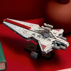 LEGO Star Wars 75441 Krążownik szturmowy typu Venator 18+ 643el.