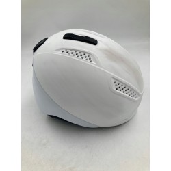 Outlet Kask narciarski Uvex Ultra 55-59cm M Biały OPIS