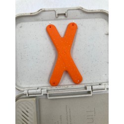 Outlet Portfel magnetyczny Spigen MagSafe z blokadą na karty do iPhone