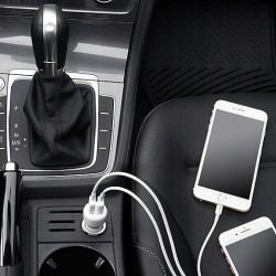 Outlet Amazon Basics Ładowarka samochodowa 4,8 mA 2 porty USB Czarna