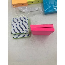 Outlet Karteczki samoprzylepne 76 x 76 mm po 100 arkuszy w 6 kolorach 12szt