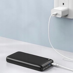 Outlet Powerbank 26800 mAh przenośna ładowarka 4 wejścia USB 3.0 22,5W