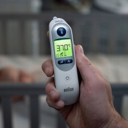 Outlet Termometr douszny Braun IRT6520WE ThermoScan 7 + 16 kapturków