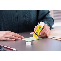 Klej w sztyfcie do papieru szkolny Stic UHU mocny eko 8,2 g