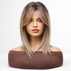 Outlet HAIRCUBE Peruka ciemny blond syntetyczna średniej długości z grzywką