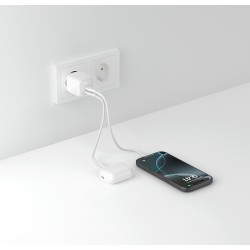 Outlet Kompaktowa Ładowarka Sieciowa Belkin Pro 50W 2x USB-C PD 3.0 Biała