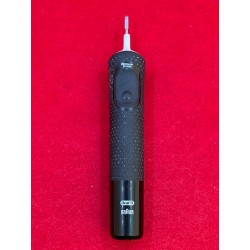 Outlet Szczoteczka elektryczna Oral-B Vitality Pro czarna 7600 obr/min OPIS
