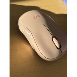 Outlet Mysz Logitech M240 Silent różowa uniwersalna bluetooth 4000 dpi