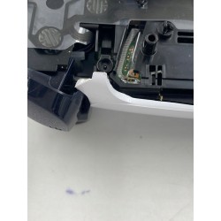 Outlet niekompletny kontroler Sony DualSense biało czarny OPIS