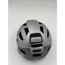 Outlet Kask UVEX FINALE LIGHT rowerowy świecący 56-61 cm Srebrny