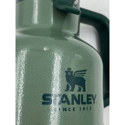 Outlet Termos na napoje Stanley Classic 1,9l zielony Hammertone Green OPIS