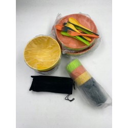 Evanda Zestaw naczyń plastikowych 27sztuk lekkie do zmywarki na kempingOPIS