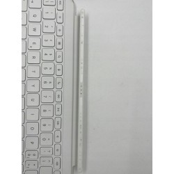 Etui z klawiaturą APPLE Magic Keyboard Folio do iPada (10. generacji) OPIS