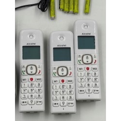 Outlet Zestaw 3 telefonów bezprzewodowych (TRIO) z automatyczną sekretarką