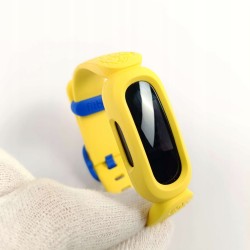Outlet Smartband Fitbit ACE 3 żółty