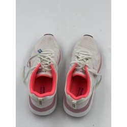 Buty treningowe Skechers Max Cushioning Delta 36