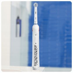 Szczoteczka elektryczna Oral-B Teen D601 OPIS