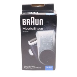 Outlet Golarka Braun M-90 zasilanie bateryjne 60 min czasu pracy OPIS