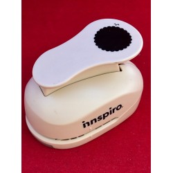 Wykrawacz do pianki Eva Scalloped Circle 50 mm ergonomiczny kompaktowy