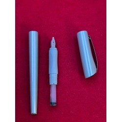 Outlet Pióro do kaligrafii SCHNEIDER na naboje miętowe grubość linii 1,8 mm