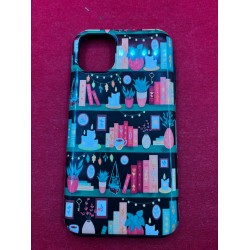 Etui na iPhone 11 Hygge Library Pokrowiec z motywem biblioteki i czytania