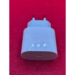 Outlet Apple Zasilacz USB-C o mocy 20 W MUVV3ZM/A A2347 szybkie ładowanie