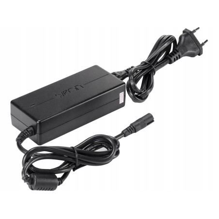 Outlet Uniwersalna ładowarka Sveon SAC165 z 11 końcówkami do laptopów OPIS