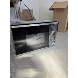 USZKODZONY Kuchenka mikrofalowa do zabudowy Bosch BFL524MS0 moc 800 W