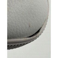 Outlet Puma buty damskie sportowe niskie 369143 rozmiar 40 biały OPIS