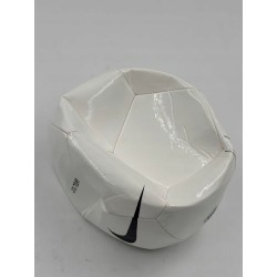 USZKODZONY Piłka nożna Nike DH9796-100 rozmiar 5 rekreacyjna na trawę