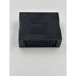 Outlet Goobay Adapter Scart scart 21-pinowe gniazdo/gniazdo 1 szt RB50771