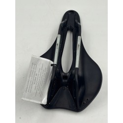 Siodełko Selle Italia Novus Evo Boost Superflow 145 mm pokrycie Soft-Tek