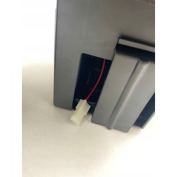 Outlet Karmnik automatyczny BergerSchrterGmbH Montowanie wiszące OPIS