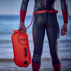 Bojka Asekuracyjna do Pływania z kieszenią Zone3 Swim Dry Bag 72cm x 36cm