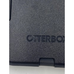 Etui OtterBox z serii Commuter do iPhone'a 13 Pro Max i 12 Pro Max OPIS