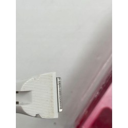 Outlet TEMPO DI SALDI Golarka elektryczna do twarzy i okolic bikini OPIS