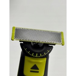 Golarka Philips OneBlade 360 QP2824/31 technologia OneBlade precyzyjny