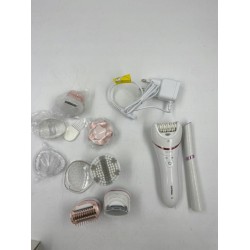 Depilator bezprzewodowy Philips Beauty Set z serii 9000 model BRE740/90