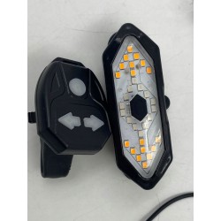 Outlet Tylne światło rowerowe LED z kierunkowskazami na pilot