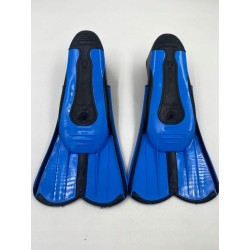 Płetwy krótkie do pływania nurkowania Cressi Light r.37-38 niebieskie OPIS