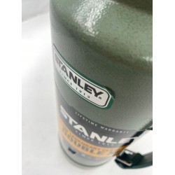 Stanley Classic Legendary Termos 1.9L zielony Bez BPA Ciepły Przez 32h OPIS