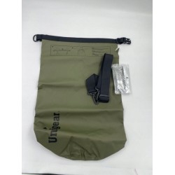 Outlet Wodoodporna Torba Unigear 20L zielona do wycieczek w góry OPIS