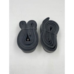 OUTLET 2 DĘTKI DO ROWERÓW 700 x 35/38/42 (28") Z ZAWOREM REGINA ITALIA OPIS