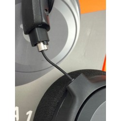 USZKODZONE Słuchawki nauszne przewodowe SteelSeries Arctis Nova 1 OPIS