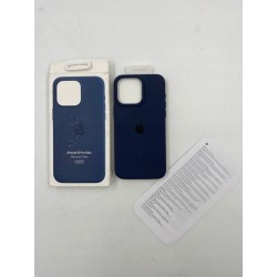 Apple Silikonowe etui z MagSafe do iPhone'a 15 Pro Max ciemno niebieskie