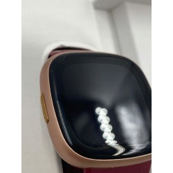 Fitbit Versa 4 Smartwatch aktywnosci fitness z wbudowanym systemem GPS OPIS