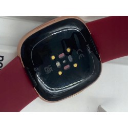 Fitbit Versa 4 Smartwatch aktywnosci fitness z wbudowanym systemem GPS OPIS