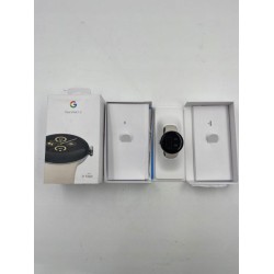 Smartwatch Google Pixel Watch 2 z Fitbit i Google monitor pracy serca