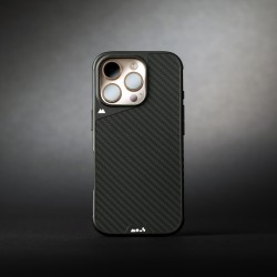 Mous Limitless 6.0 Etui do iPhone 16 Pro Max MagSafe włókno węglowe czarne