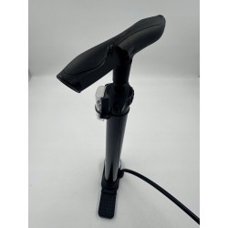 Outlet Pompka ręczna Dansi z manometrem czarny